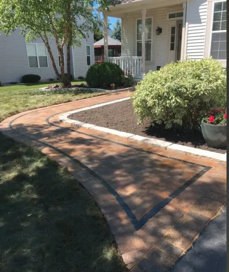 Professional residential landscaping experts serving Round Lake Park, IL - Elite Landscaping & Construction