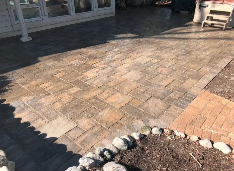 Custom garden landscaping in Round Lake Park, IL - Elite Landscaping & Construction