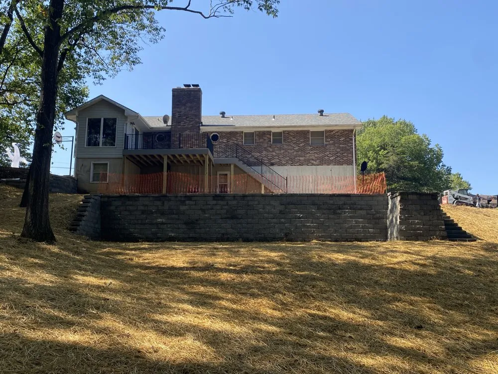 Trusted lawn care service in Loose Creek, MO - Elite Landscaping & Outdoor Construction