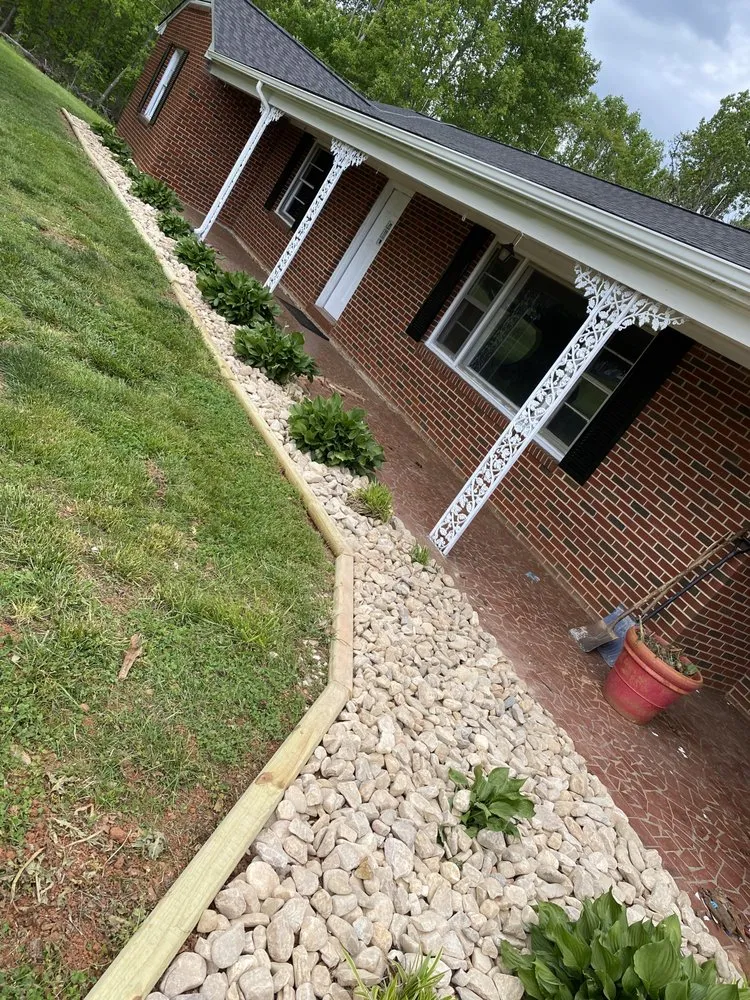 Professional residential landscaping in Rocky Mount, VA - Elite Landscaping And Lawncare