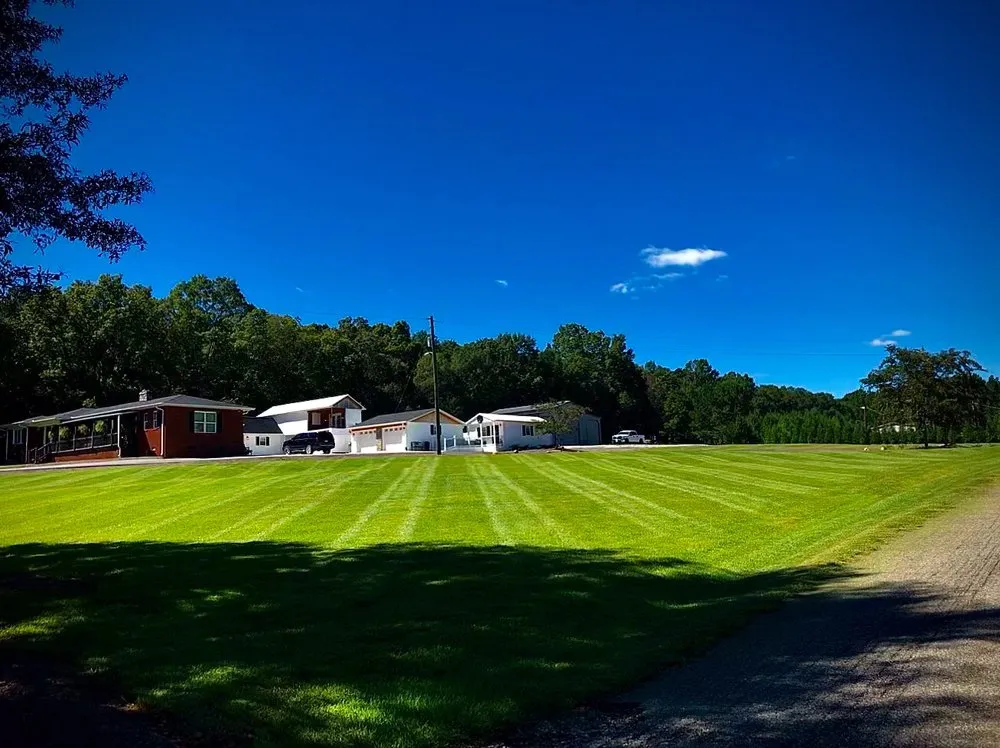 Expert yard maintenance in Iva, SC by Elite Landscaping