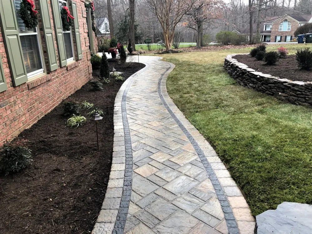 Local lawn mowing service experts serving Lorton, VA - Elite Landscaping