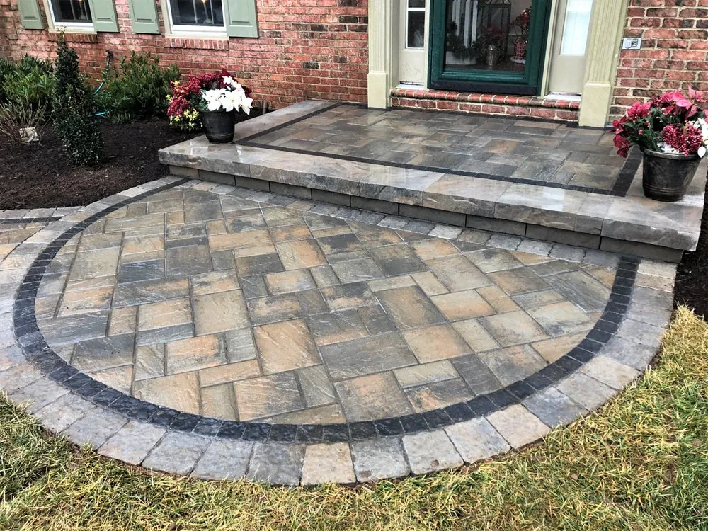 Custom lawn care service experts serving Lorton, VA - Elite Landscaping