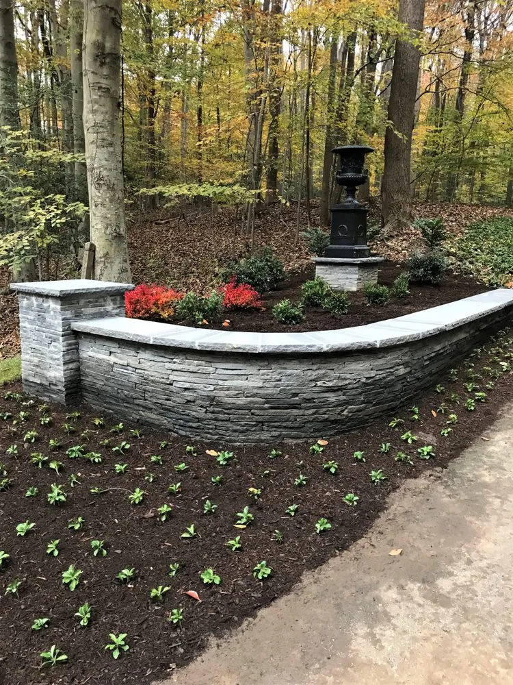 Top-rated lawn care service near you in Lorton, VA by Elite Landscaping