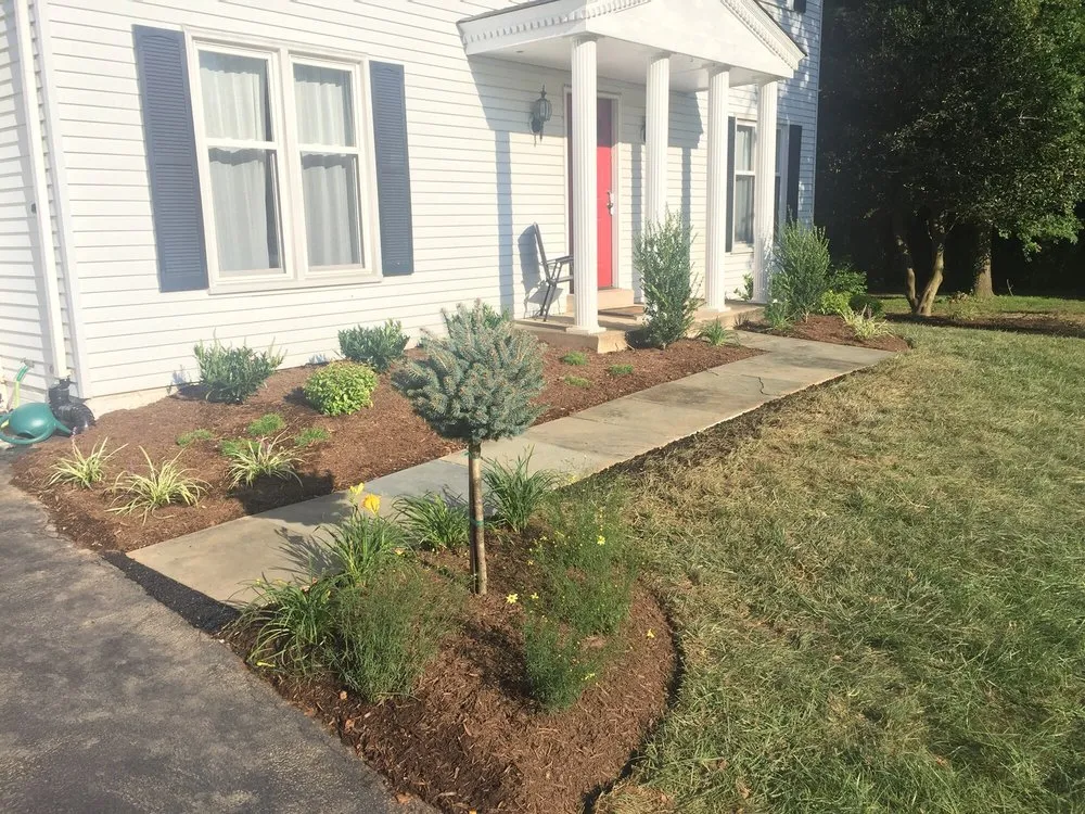 Custom residential landscaping with custom design in Lorton, VA by Elite Landscaping