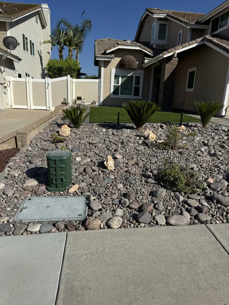 Custom yard cleanup service for beautiful yards in Menifee, CA by Elite Landscaping