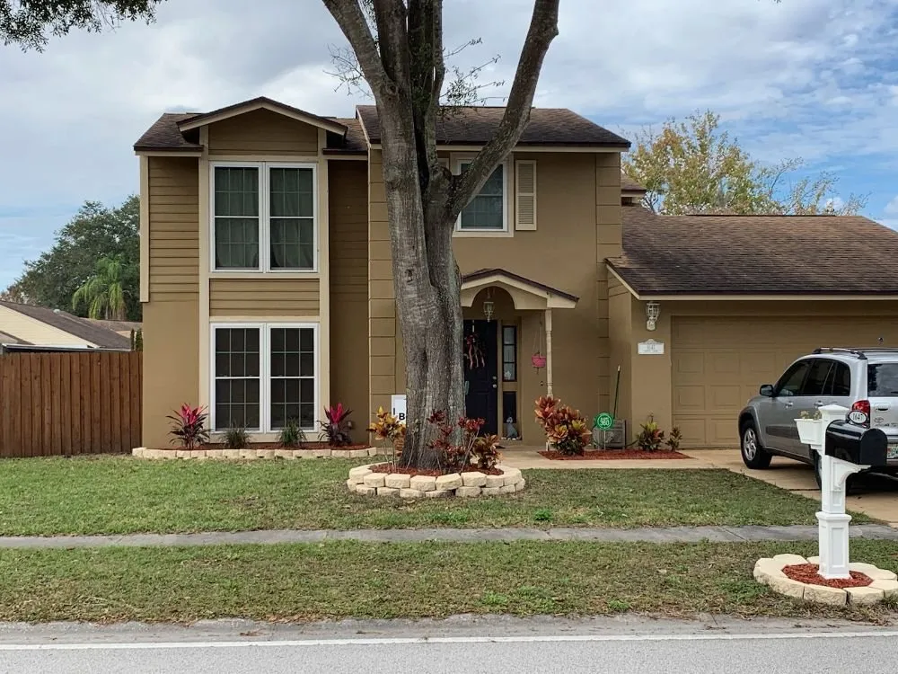 Custom garden landscaping experts serving Land O Lakes, FL - Elite Lawn and Handyman Services