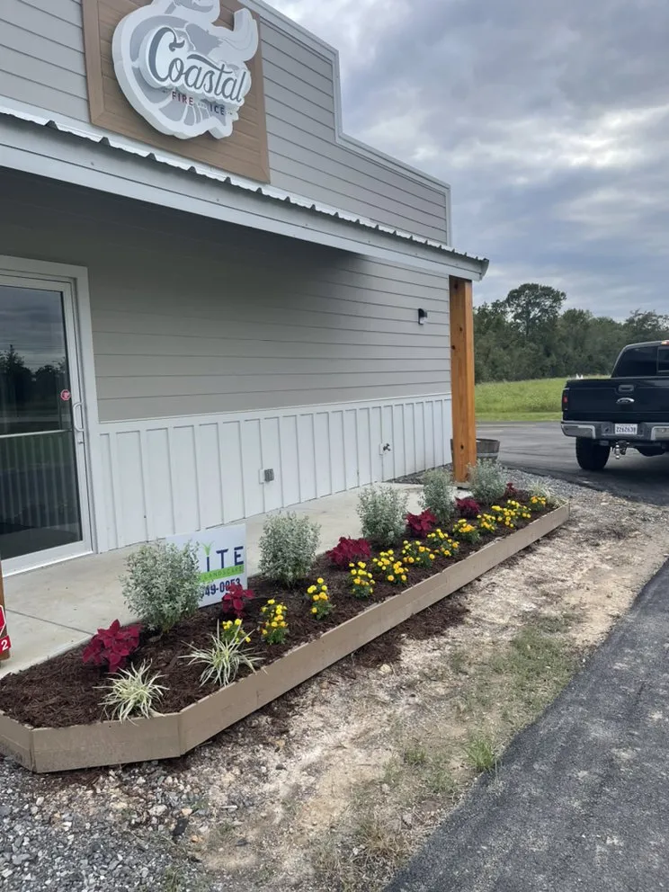 Expert yard maintenance for homes across Lafayette, LA - Elite Lawn And Landscape