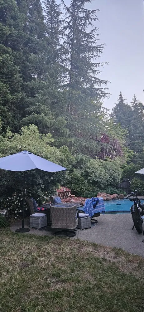 Professional lawn care service in Folsom, CA by Elite Lawn and Yard Care