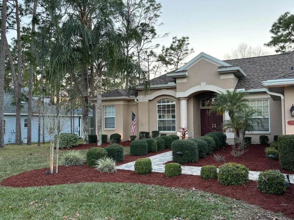 Affordable garden landscaping in Brooksville, FL by Elite Lawn Care & Landscaping