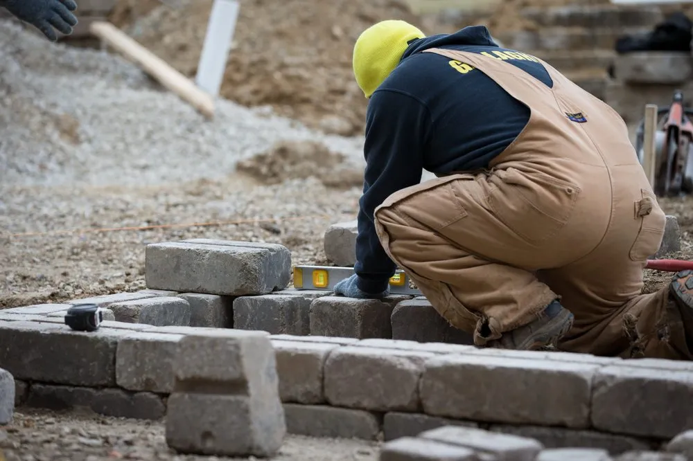 Top-rated yard cleanup service near you in Crystal Lake, IL by Elite Lawn Care