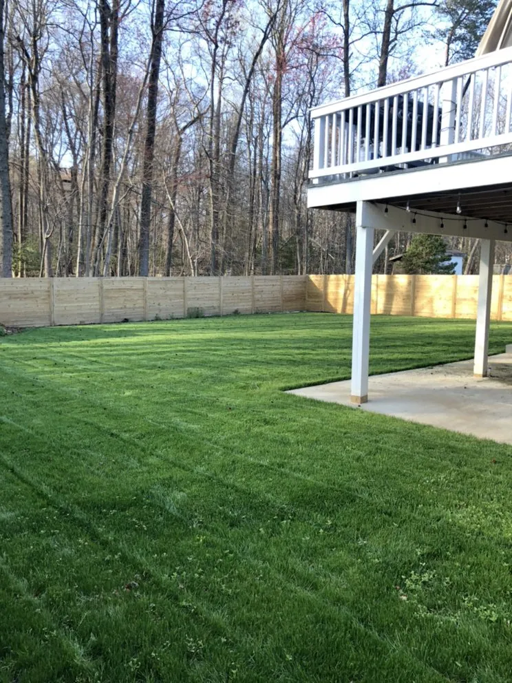 Custom garden landscaping for homes in Laurel, MD by Elite Lawn Care