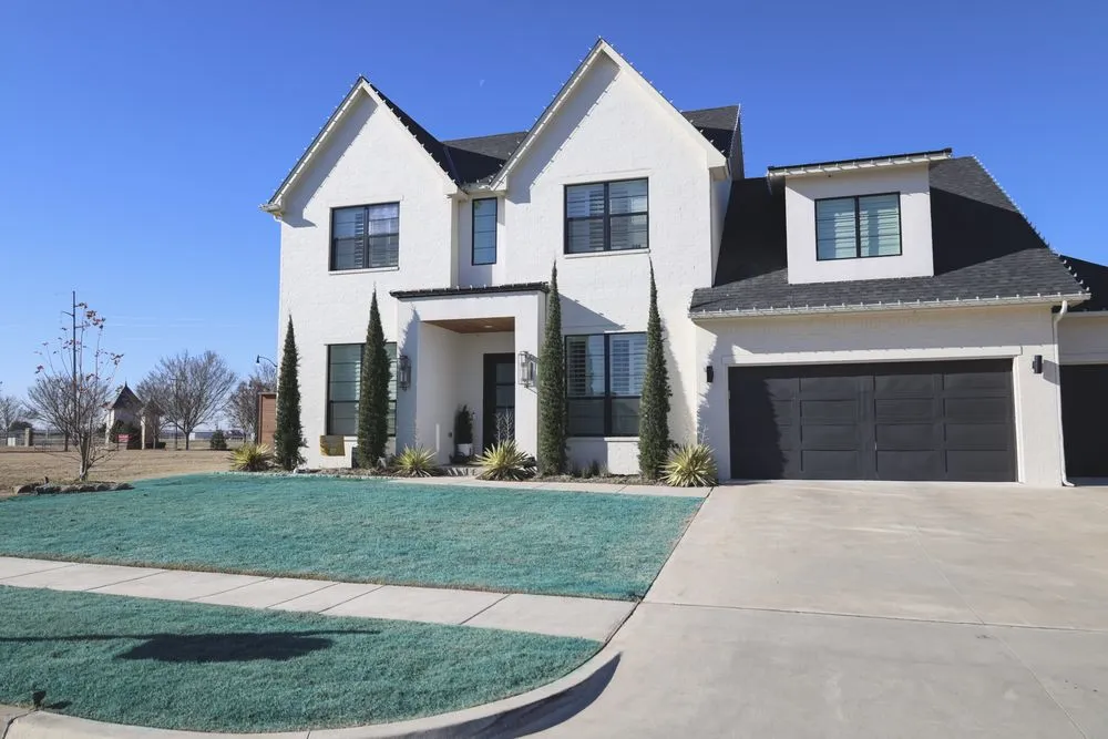 Expert garden landscaping in Oklahoma City, OK - Elite Lawn Care