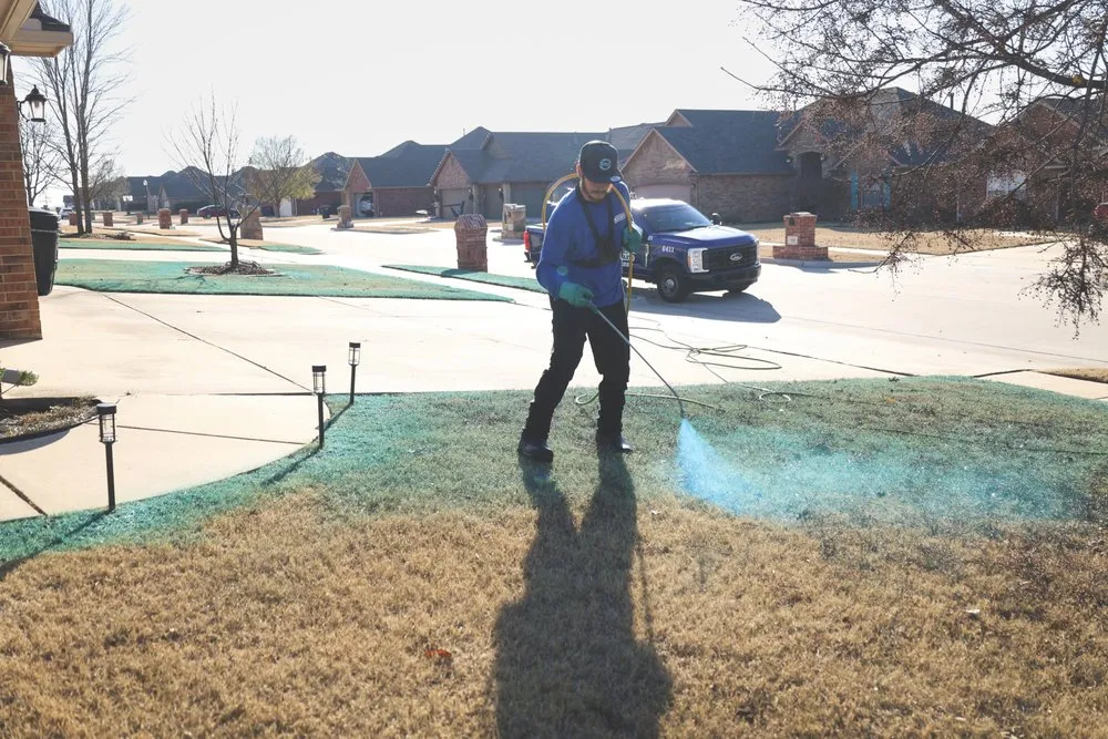 Professional yard cleanup service in Oklahoma City, OK - Elite Lawn Care