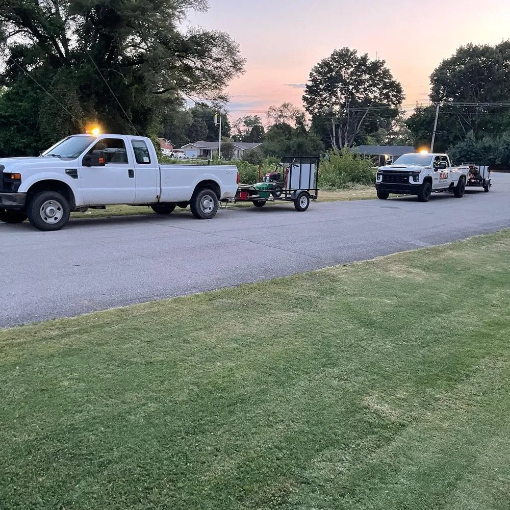 Custom residential landscaping in Louisville, KY - Elite Lawn Care Specialists