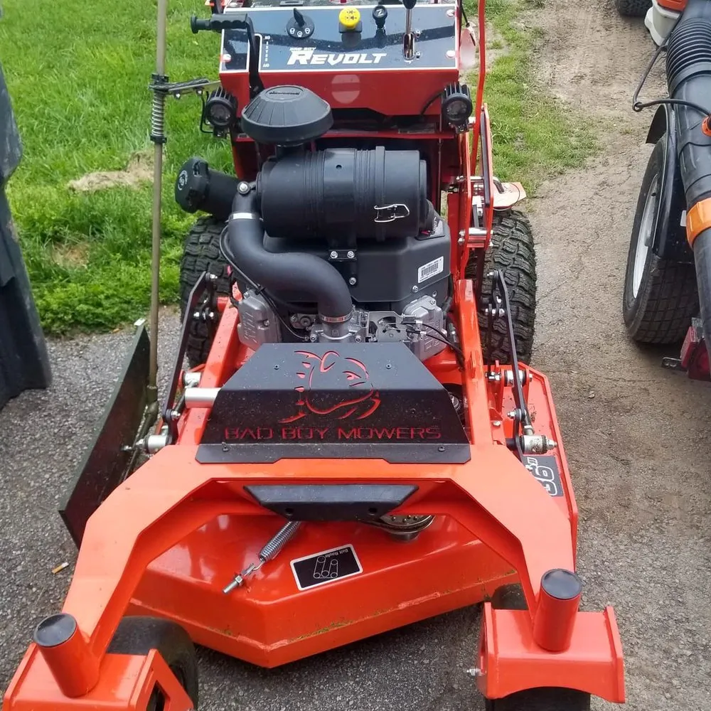 Top-rated garden landscaping in Louisville, KY by Elite Lawn Care Specialists