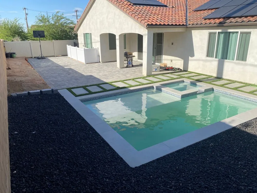 Professional garden landscaping in Palmdale, CA by Elite Lawn Design