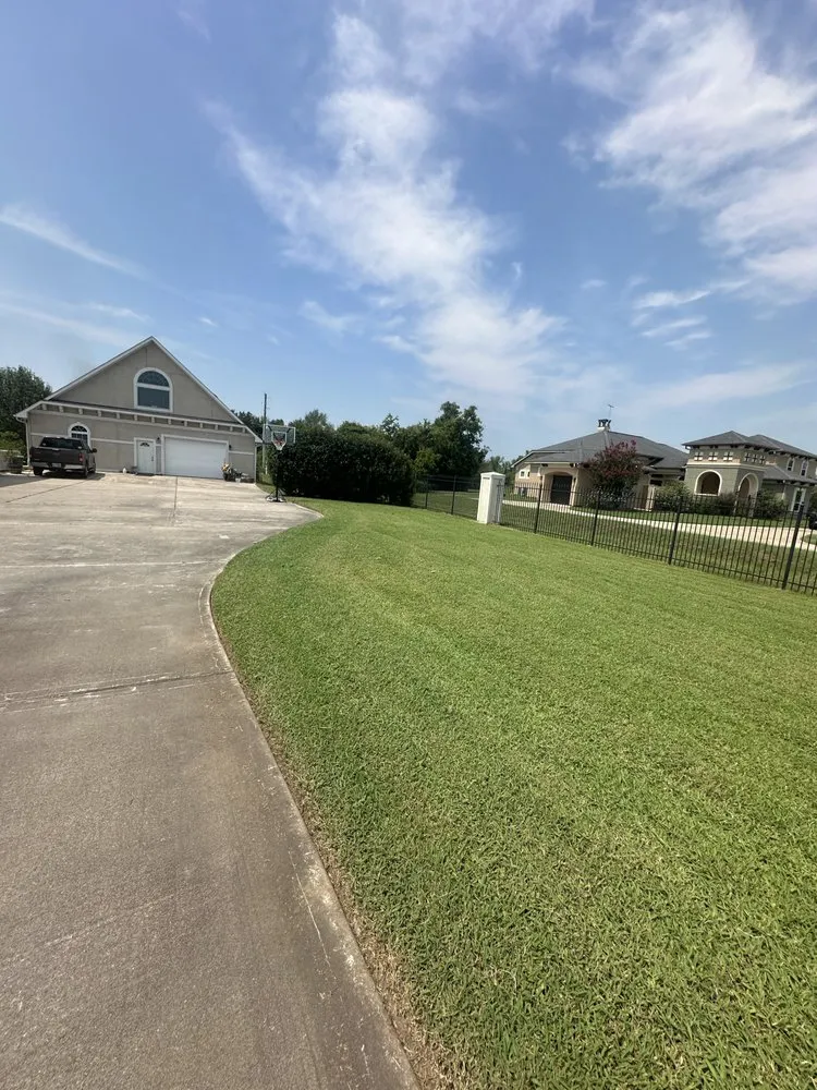 Local landscape installation experts serving Brookshire, TX - Elite lawn service