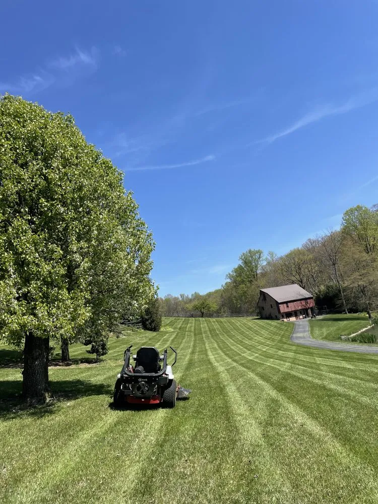 Local residential landscaping for beautiful yards in Newmanstown, PA by Elite Lawn Services