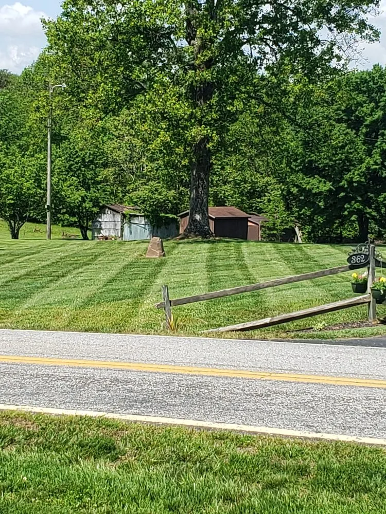 Reliable outdoor landscaping experts serving Bassett, VA - Elite Lawncare