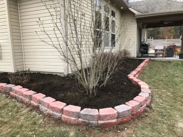 Custom yard maintenance for outdoor upgrades in Columbia, MO by Elite Lawncare Of Columbia