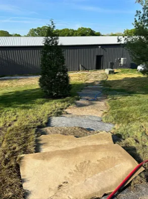 Custom landscaping services experts serving Columbia, MO - Elite Lawncare Of Columbia