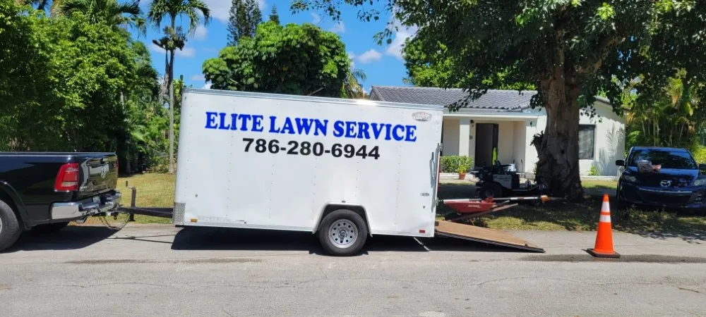 Local lawn mowing service for beautiful yards across Miami, FL - Elite LawnCare Service