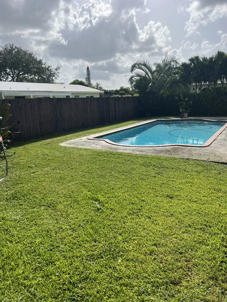Expert yard maintenance near you across Miami, FL - Elite LawnCare Service
