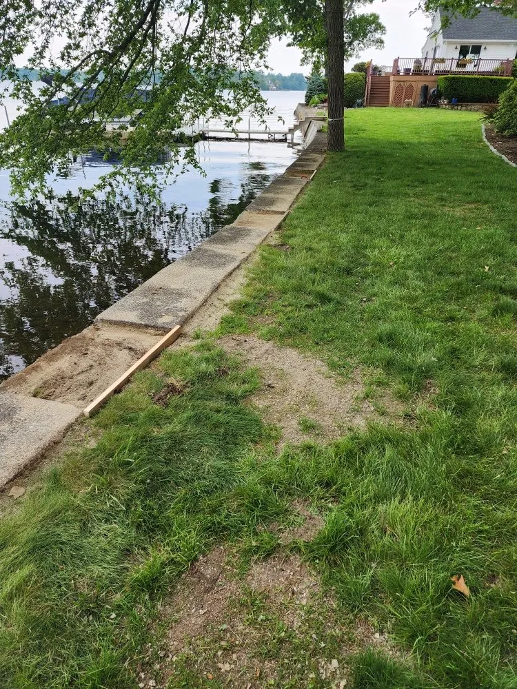 Reliable landscape installation for year-round maintenance across Killingly, CT - Elite Masonry and Hardscapes