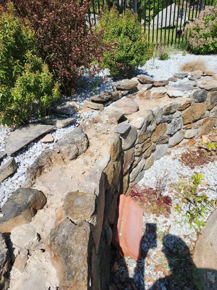 Local residential landscaping in Killingly, CT by Elite Masonry and Hardscapes