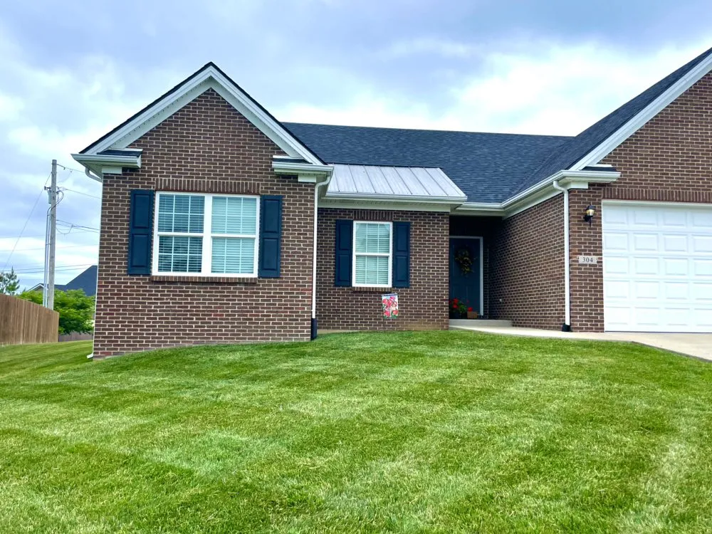 Reliable landscape design in Nicholasville, KY by Elite Mowing Services