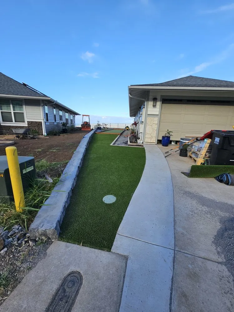 Expert lawn mowing service in Urban Honolulu, HI by Elite Outdoor Concepts