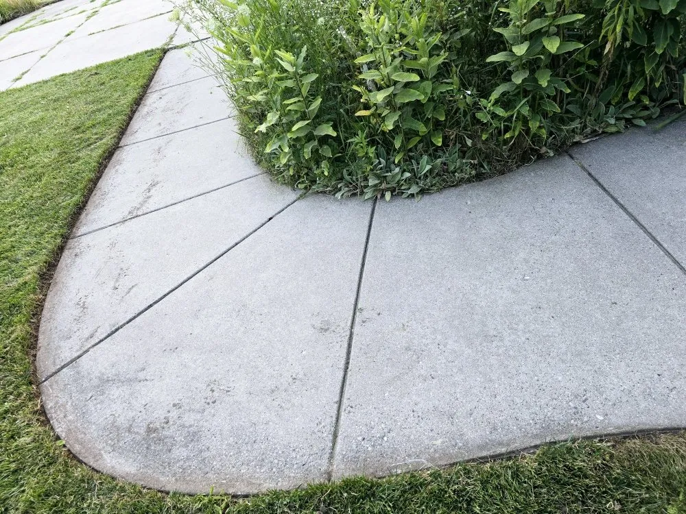 Local lawn mowing service for homes in Lansing, MI by Elite Outdoor Service