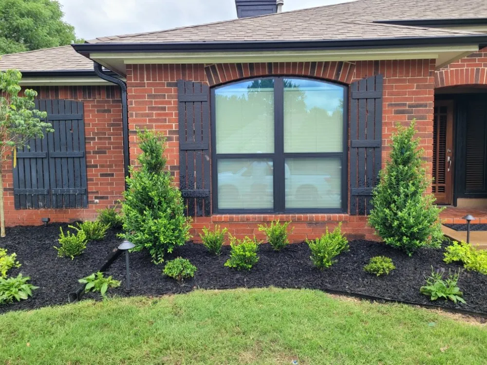 Top-rated yard cleanup service in Tulsa, OK by Elite Outdoor Services