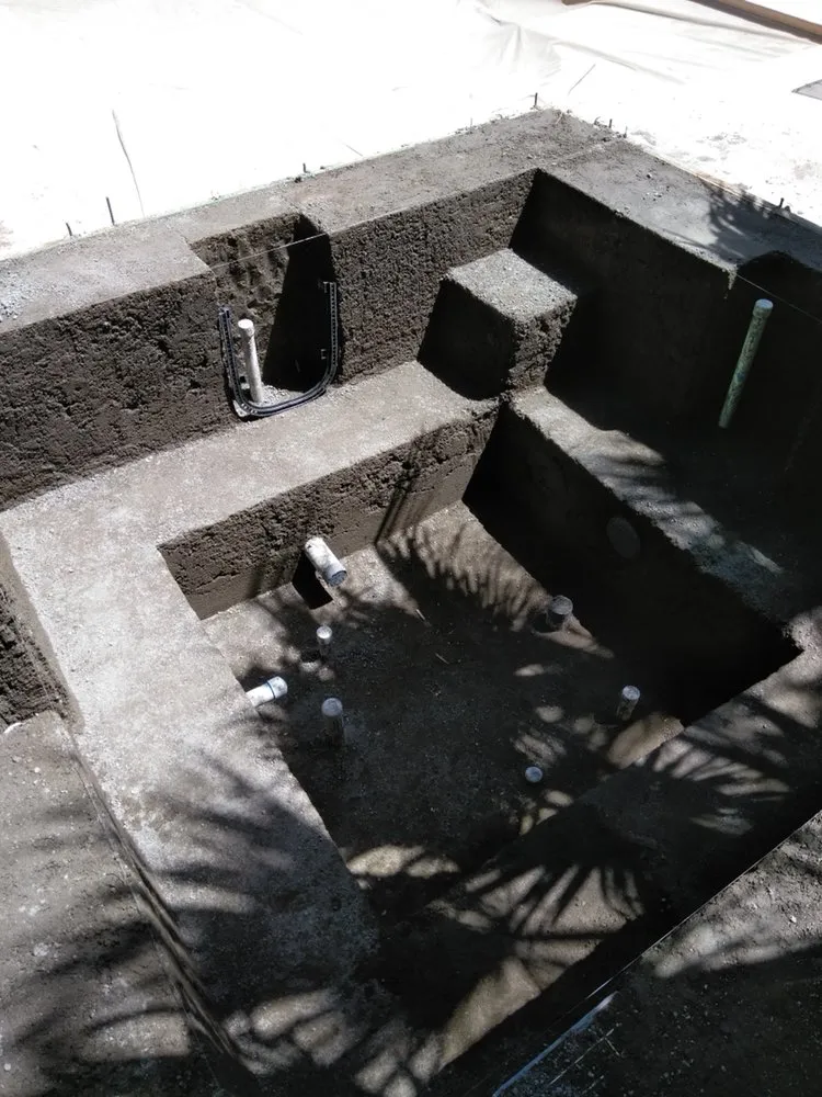 Affordable yard cleanup service in Albuquerque, NM by Elite Pool Service & Landscape Design