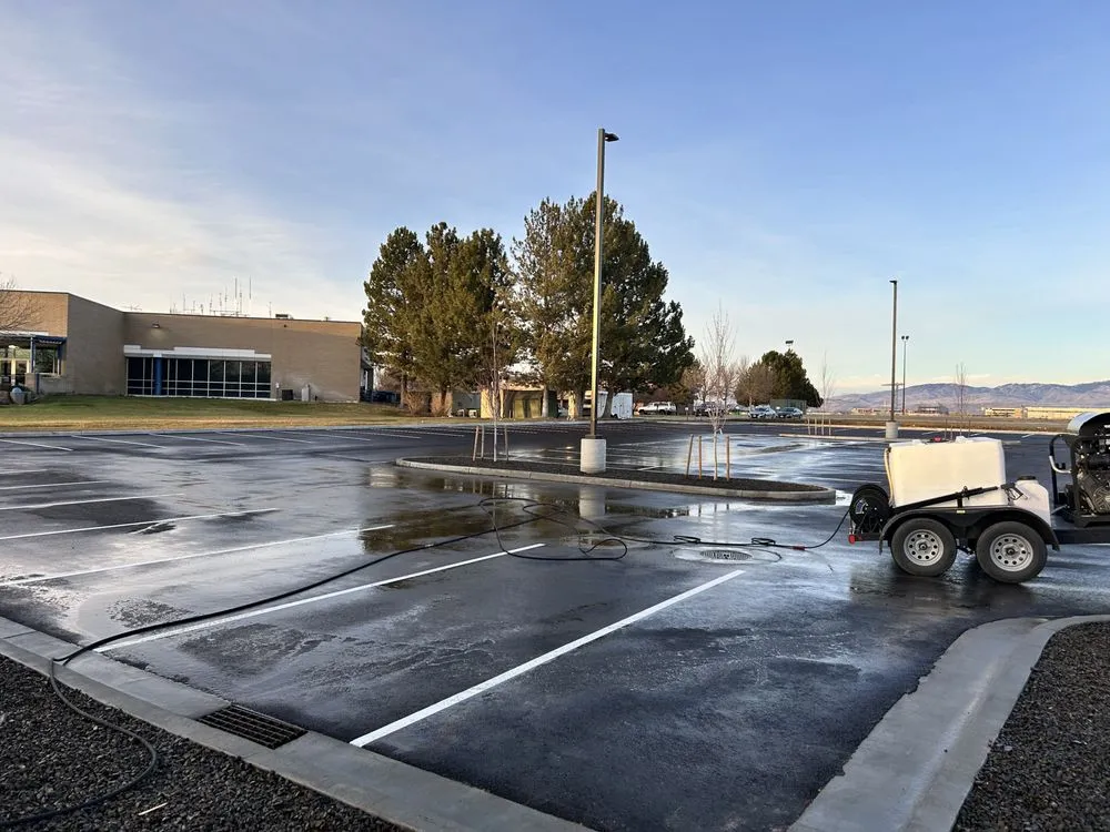 Reliable outdoor landscaping in Meridian, ID by Elite Power Clean