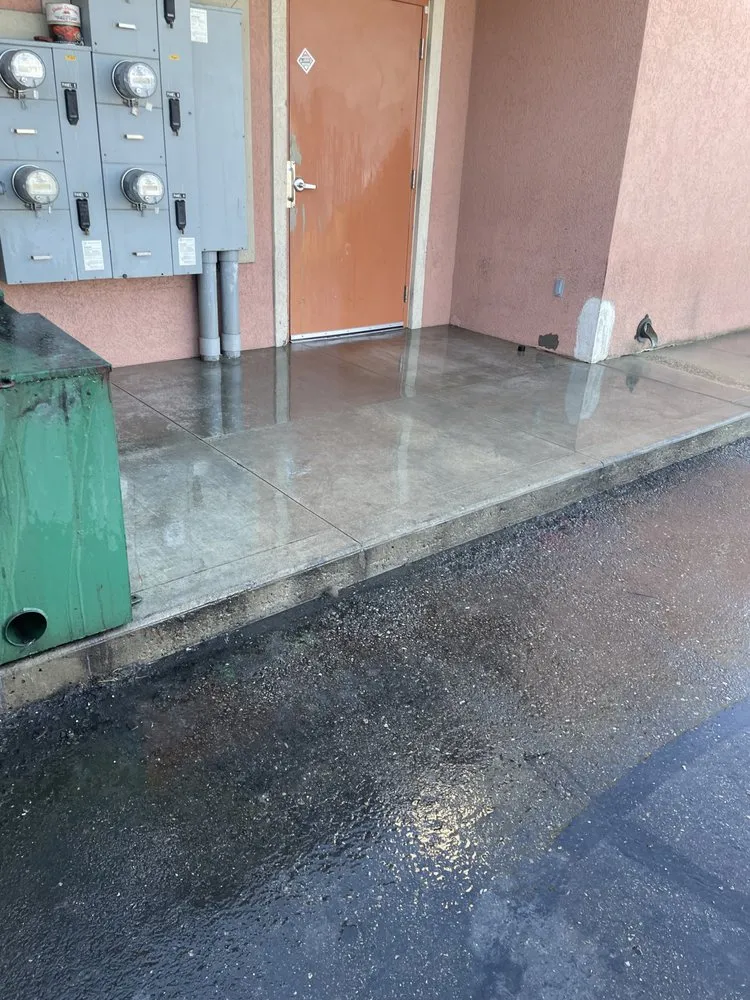 Reliable lawn mowing service experts serving Meridian, ID - Elite Power Clean