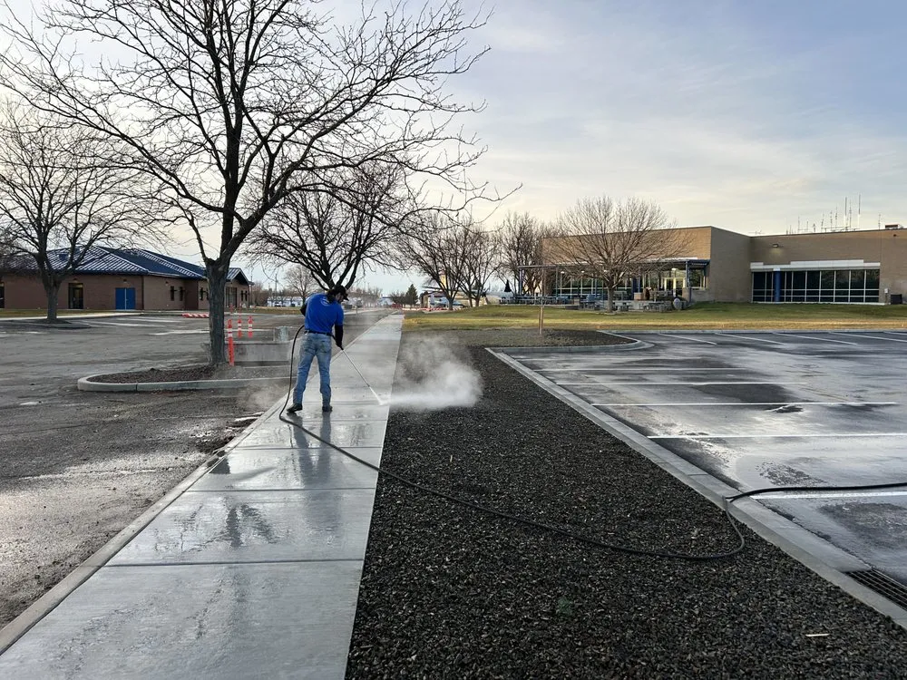 Expert residential landscaping for beautiful yards across Meridian, ID - Elite Power Clean