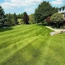 Top-rated lawn care service in Fort Wayne, IN - Elite Power Washing & LawnCare