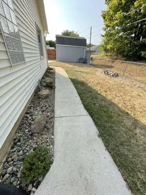 Elite Power Washing & LawnCare Logo