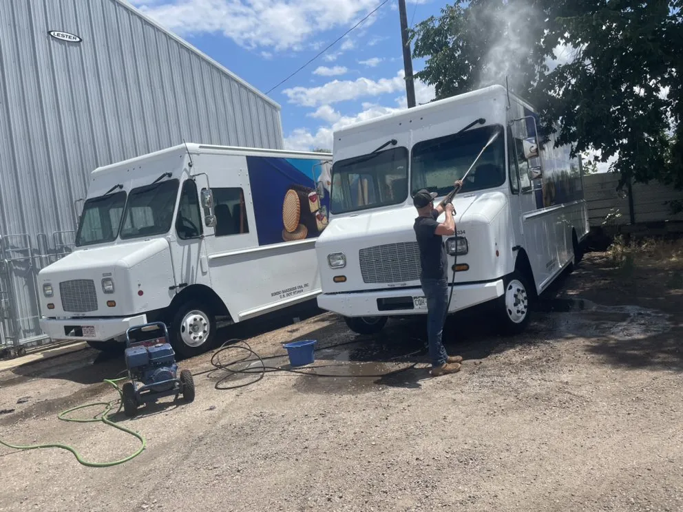 Affordable lawn care service experts serving Cheyenne, WY - Elite Power Washing Services