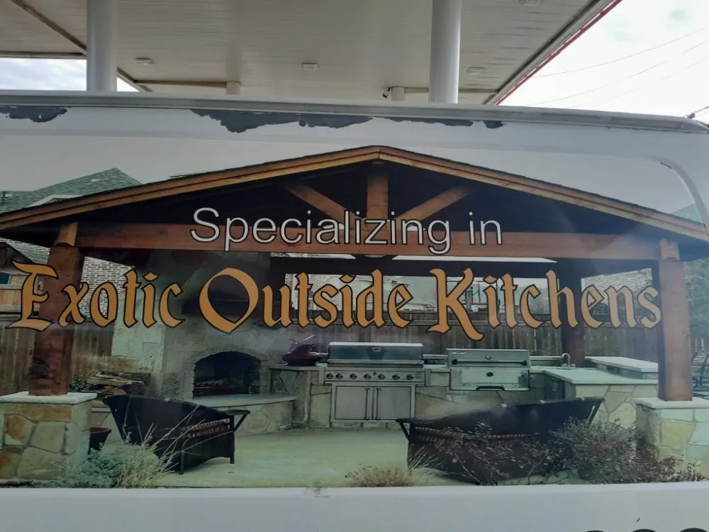 Custom yard cleanup service for outdoor upgrades across Houston, TX - Elite pressure washing