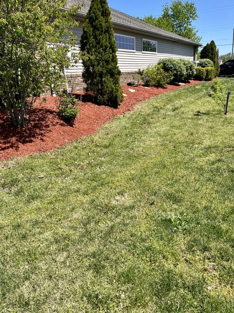 Custom residential landscaping in West Terre Haute, IN - Elite Property Services