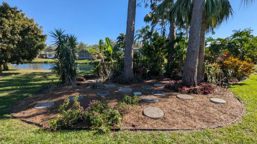 Trusted lawn care service near you across Sarasota, FL - Elite Quality Tree