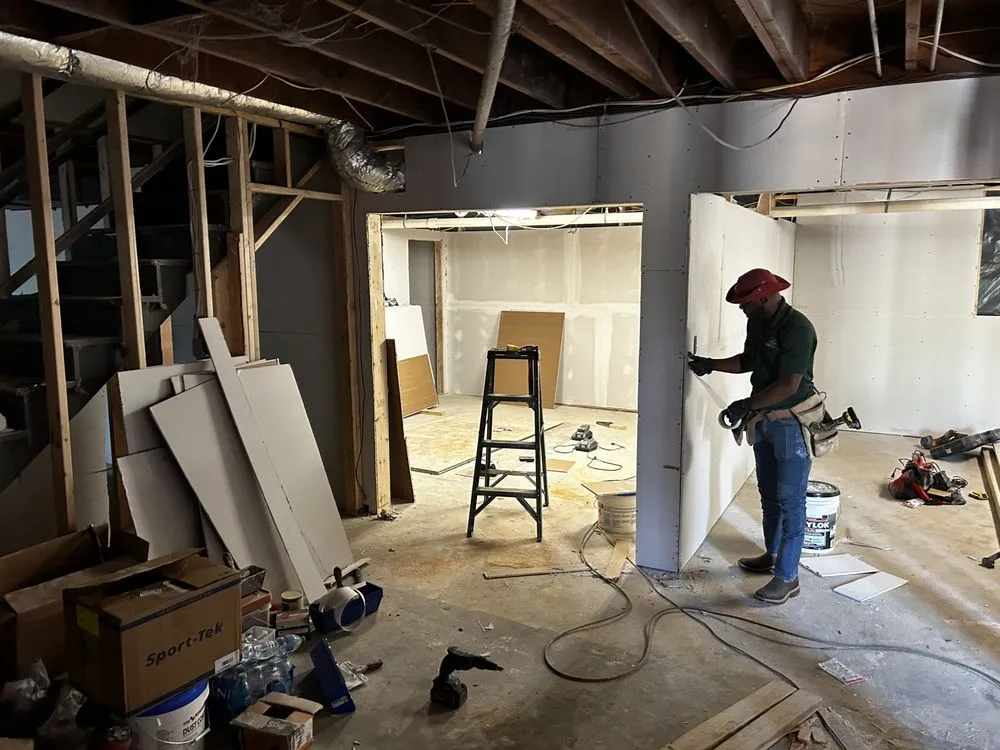 Affordable yard maintenance for homes across Tuscaloosa, AL - Elite Renovation & Construction