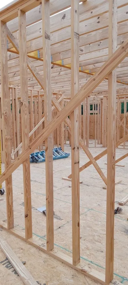 Expert residential landscaping in Tuscaloosa, AL - Elite Renovation & Construction