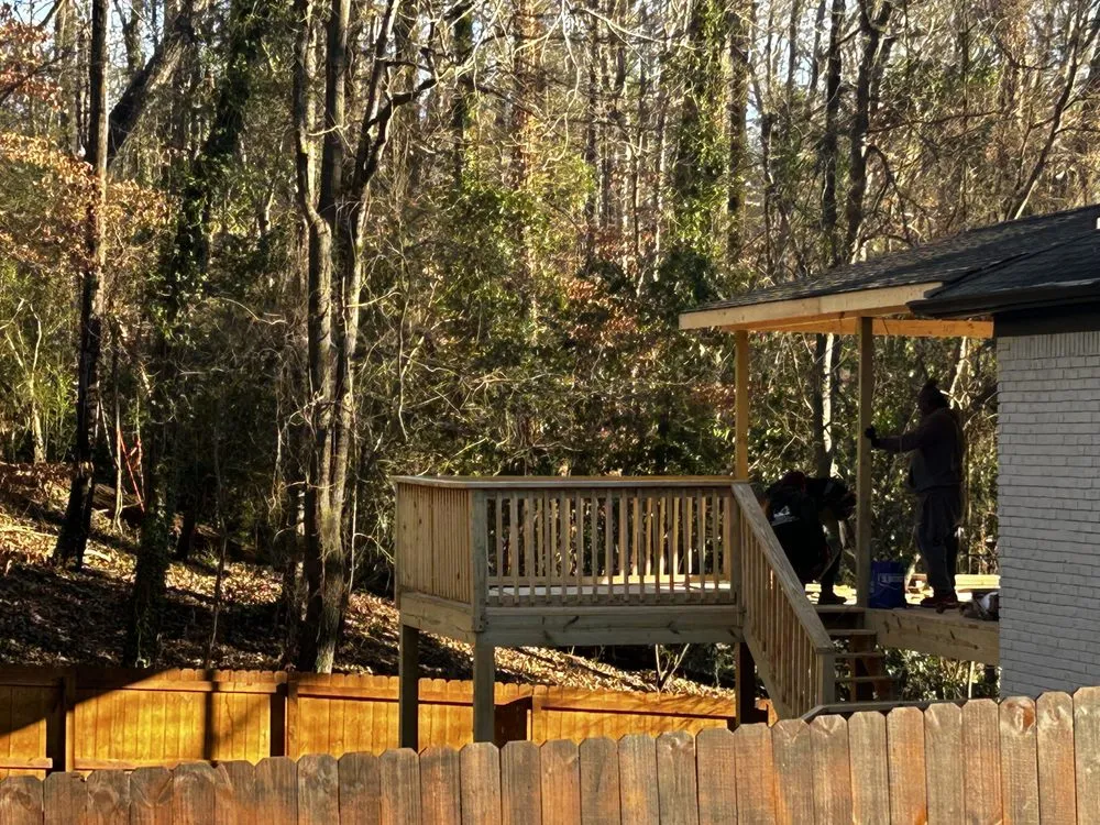 Affordable landscape design in Tuscaloosa, AL by Elite Renovation & Construction