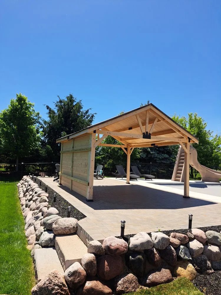 Expert yard maintenance in Mchenry, IL by Elite Springs