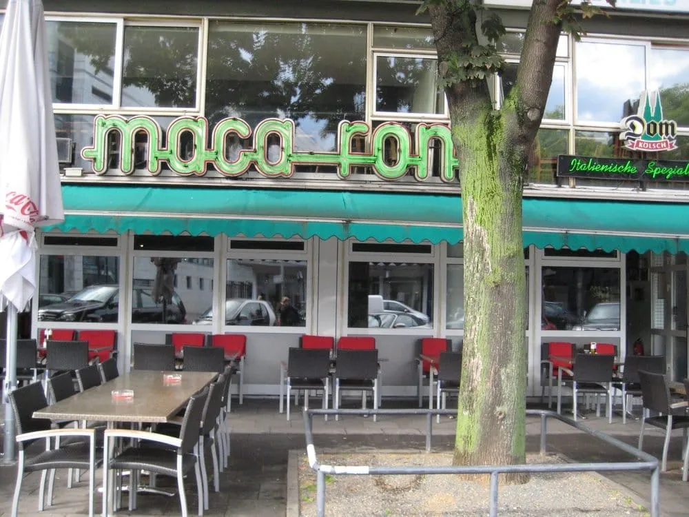 Local landscaping services for beautiful yards in Mchenry, IL by Elite Springs