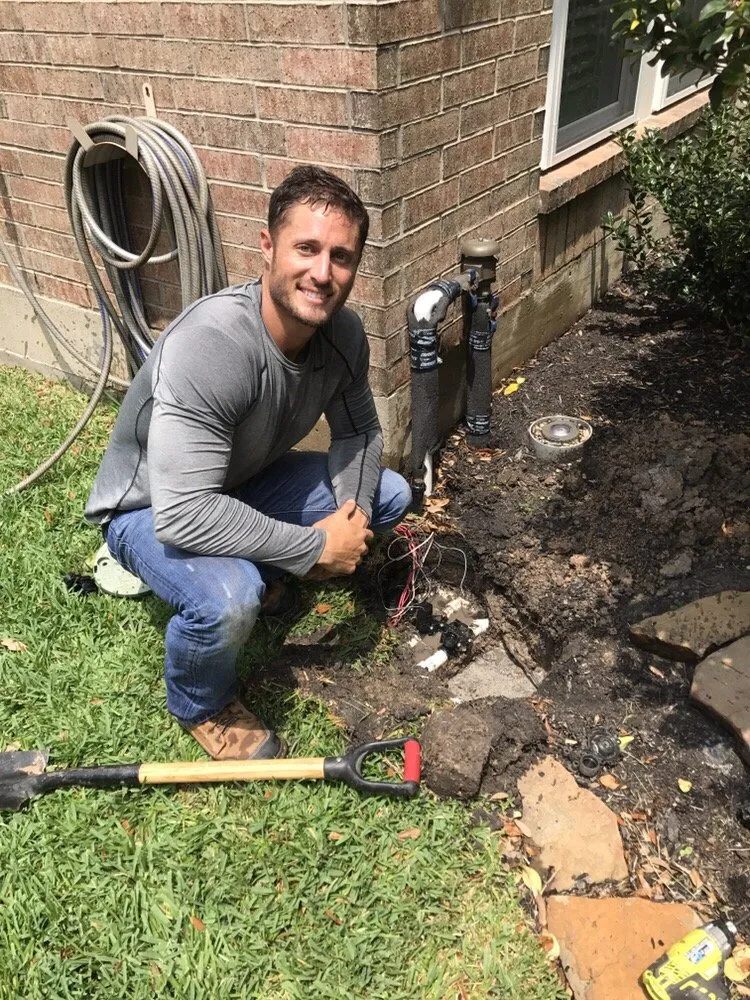 Custom lawn care service for year-round maintenance in Katy, TX by Elite Sprinkler Services